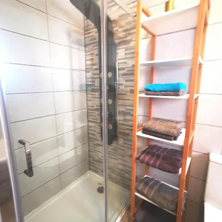 Villa Private With Heated Swimming Pool, Roof Solarium & Garden